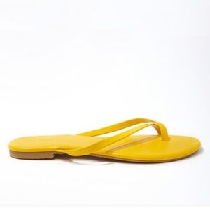 New Women's Faux Leather Thong Sandals Yellow